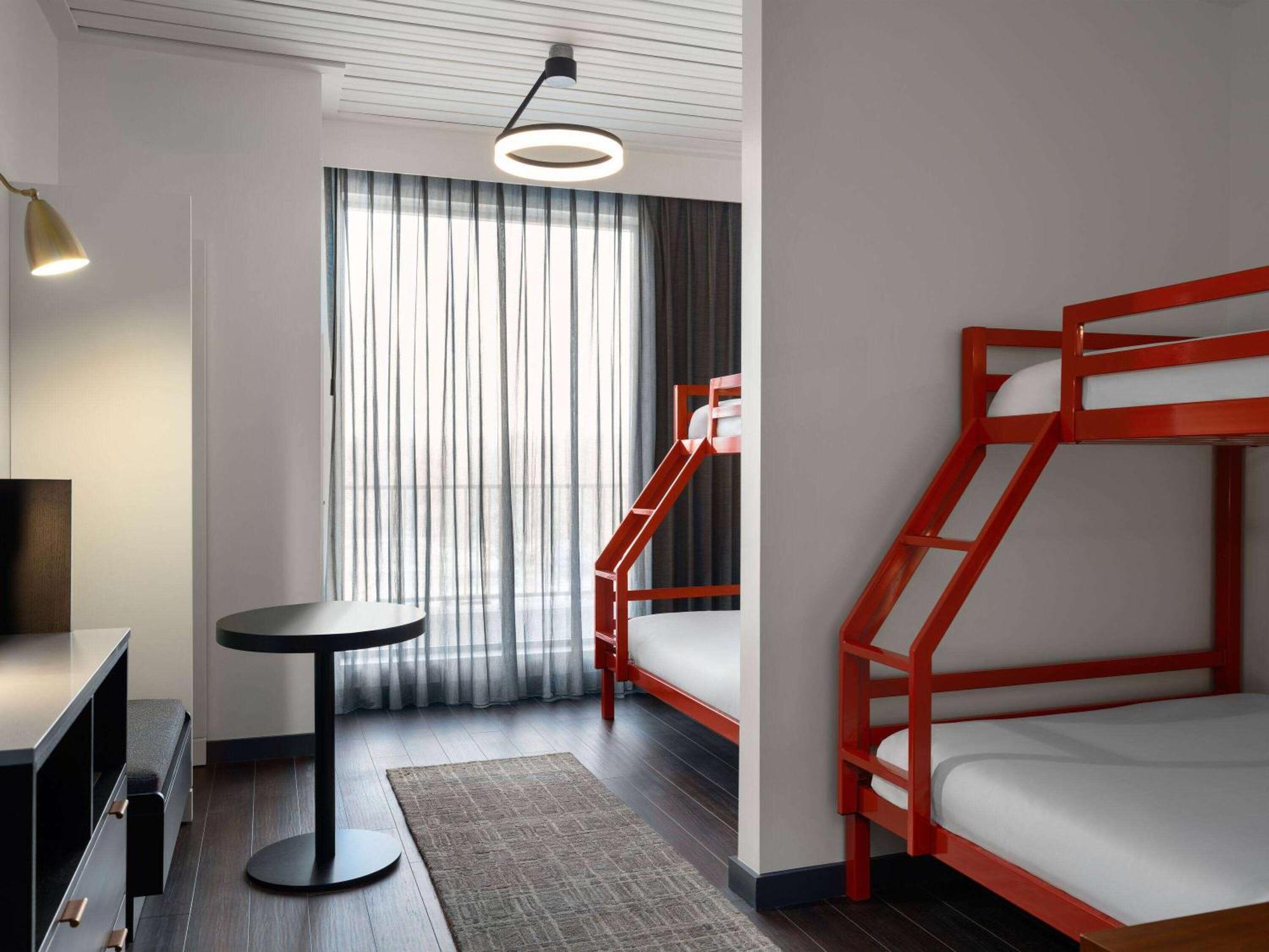 Origin Kansas City Riverfront, A Wyndham Hotel Екстериор снимка