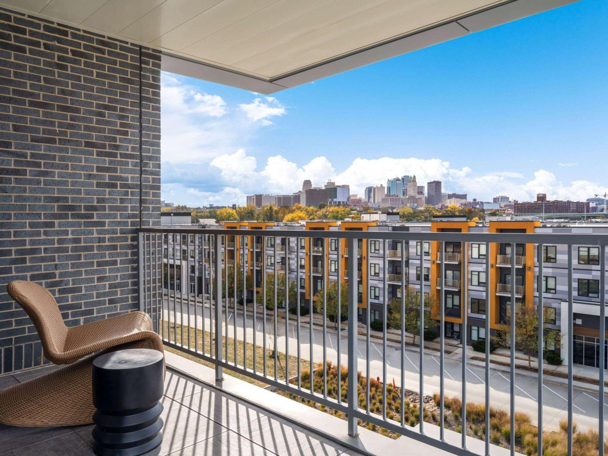 Origin Kansas City Riverfront, A Wyndham Hotel Екстериор снимка