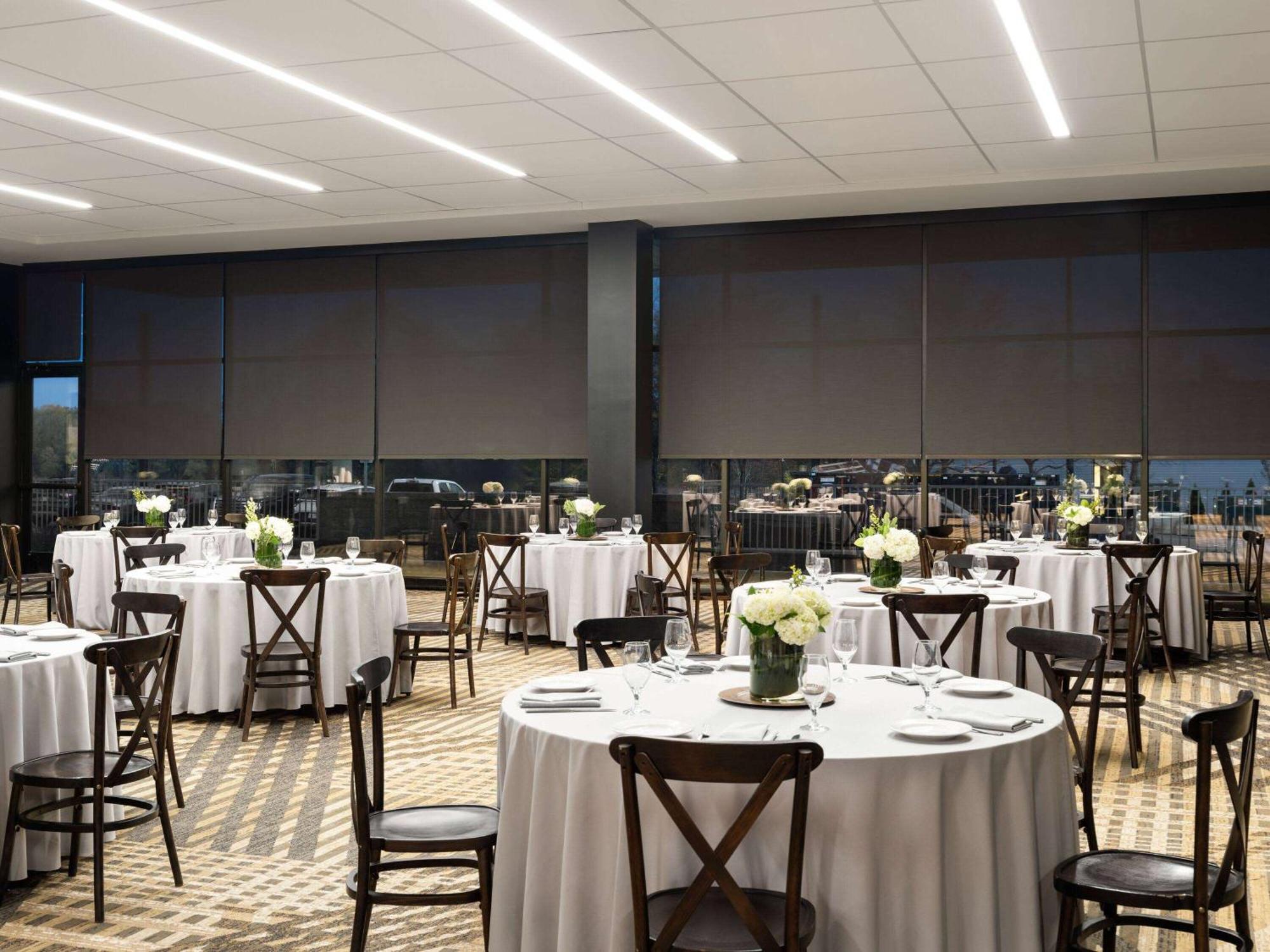 Origin Kansas City Riverfront, A Wyndham Hotel Екстериор снимка