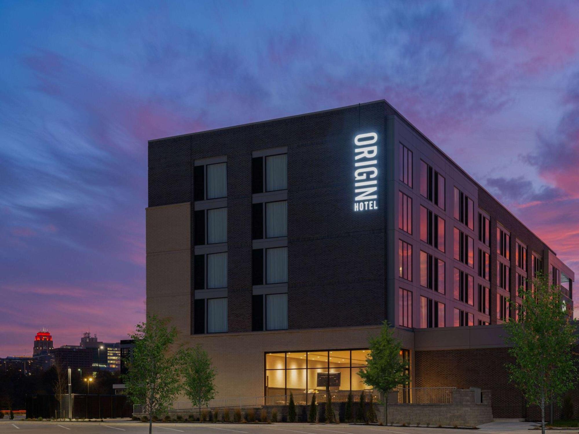 Origin Kansas City Riverfront, A Wyndham Hotel Екстериор снимка